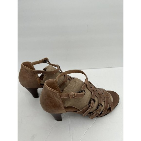 Soft Womens Solana Sandal 7 W Wide Buckle Strappy Heels Brown Leather G… - Picture 3 of 10